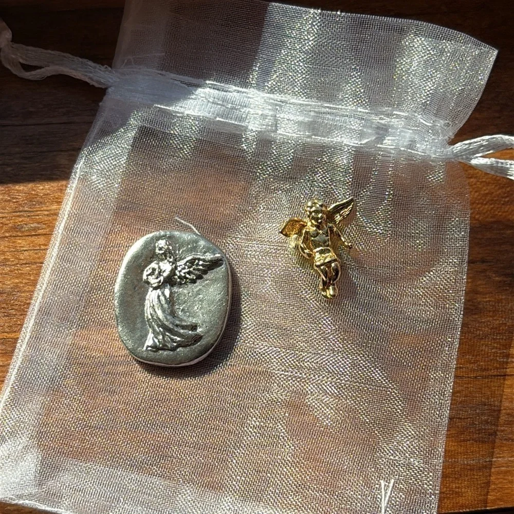 unbranded charming gold